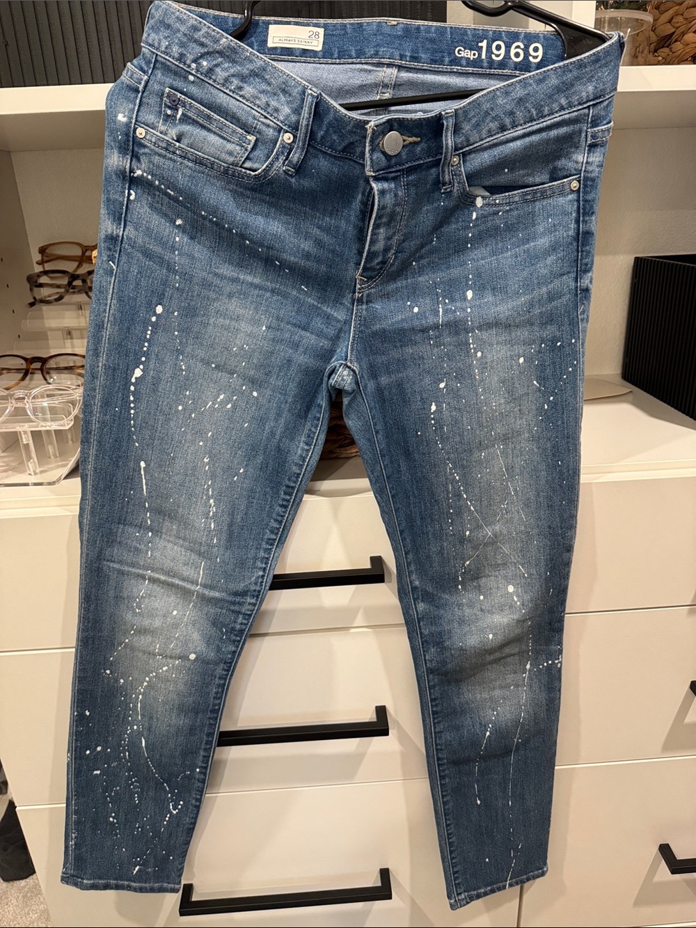 GAP 1969 Women's Blue Skinny Jeans with White Paint-Splatter